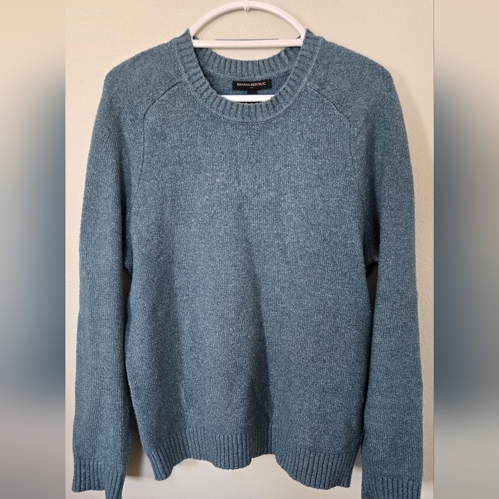 Banana Republic Blue Crew Neck Sweater Size Medium